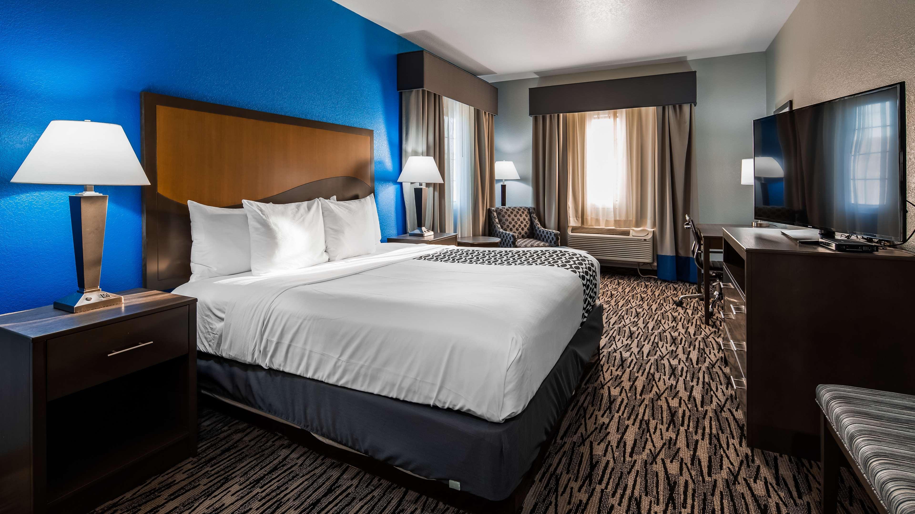 Best Western & 3*