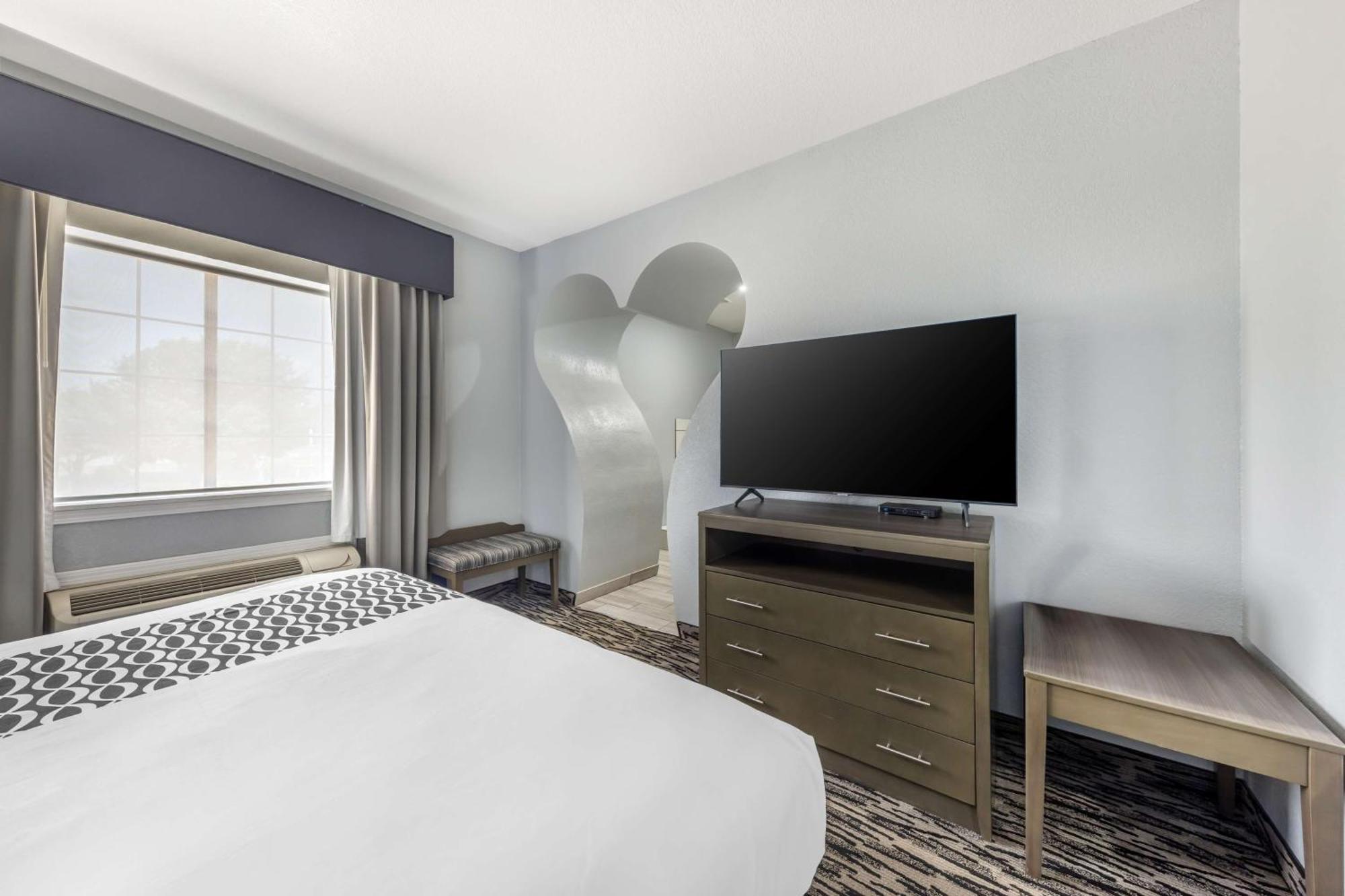 Western & Hotel Atoka